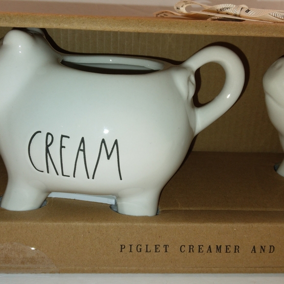 New in the box Rae Dunn Piglet Creamer and Sugar Set - Picture 4 of 10